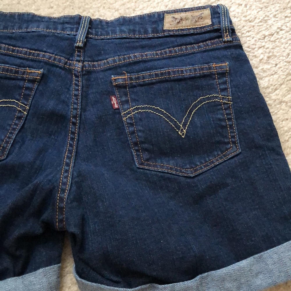 Levi’s jean shorts. Size 28.